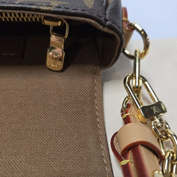 Louis Vuitton Wallet On Chain Ivy - Picture 7 of 11